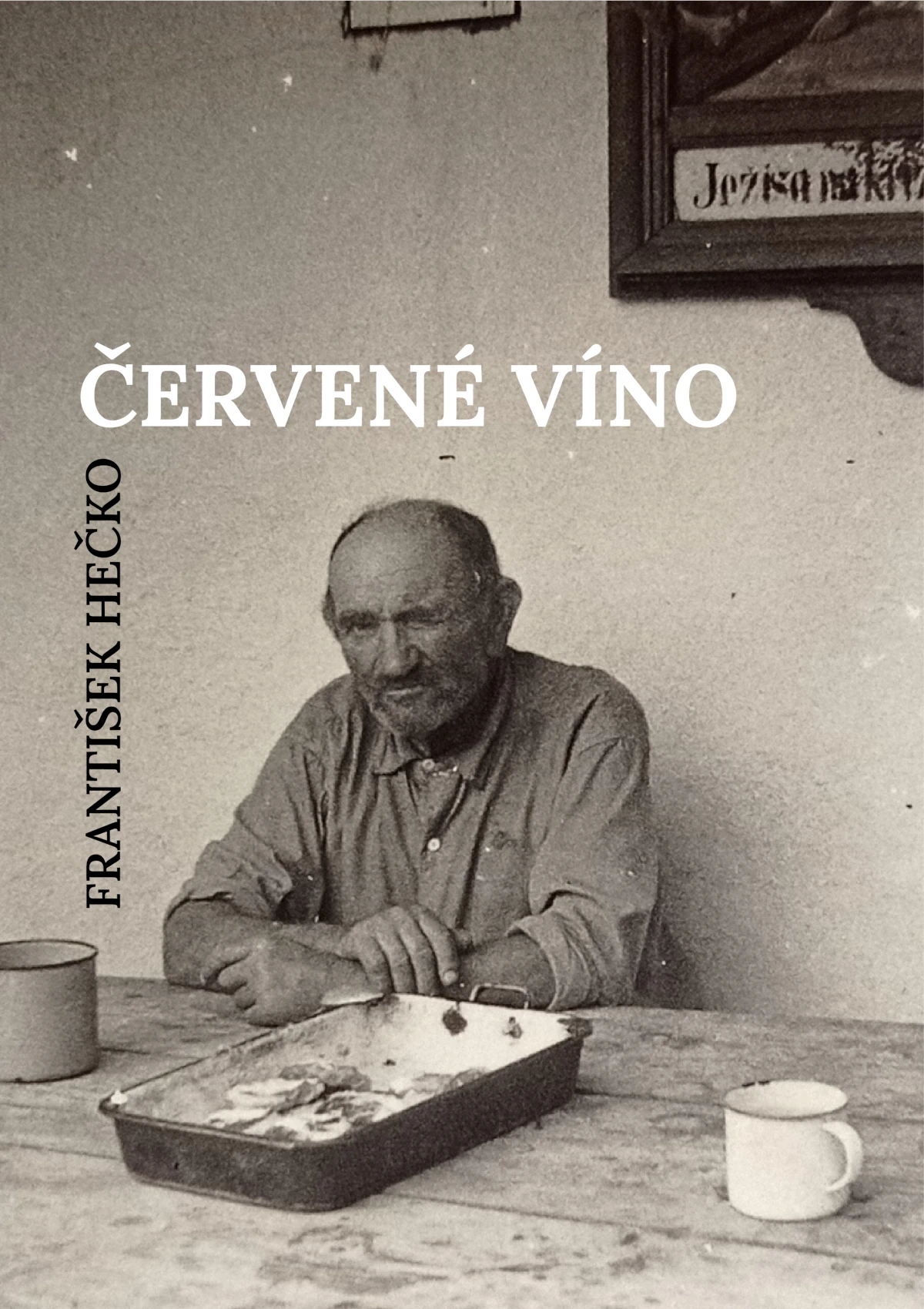 Poster Červené víno s čiernobielou fotografiou a výraznou typografiou